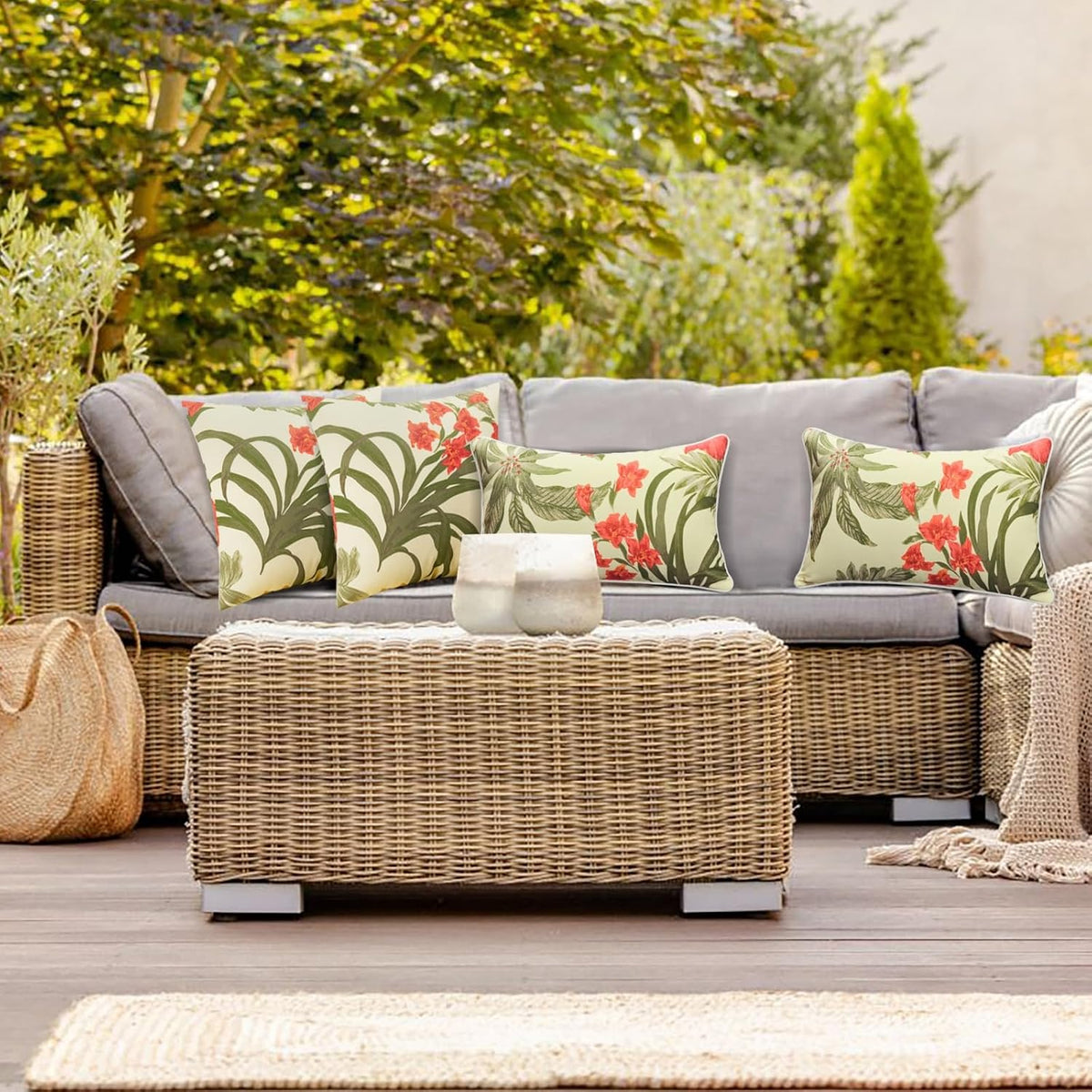 12×20 Green Outdoor Throw Pillows