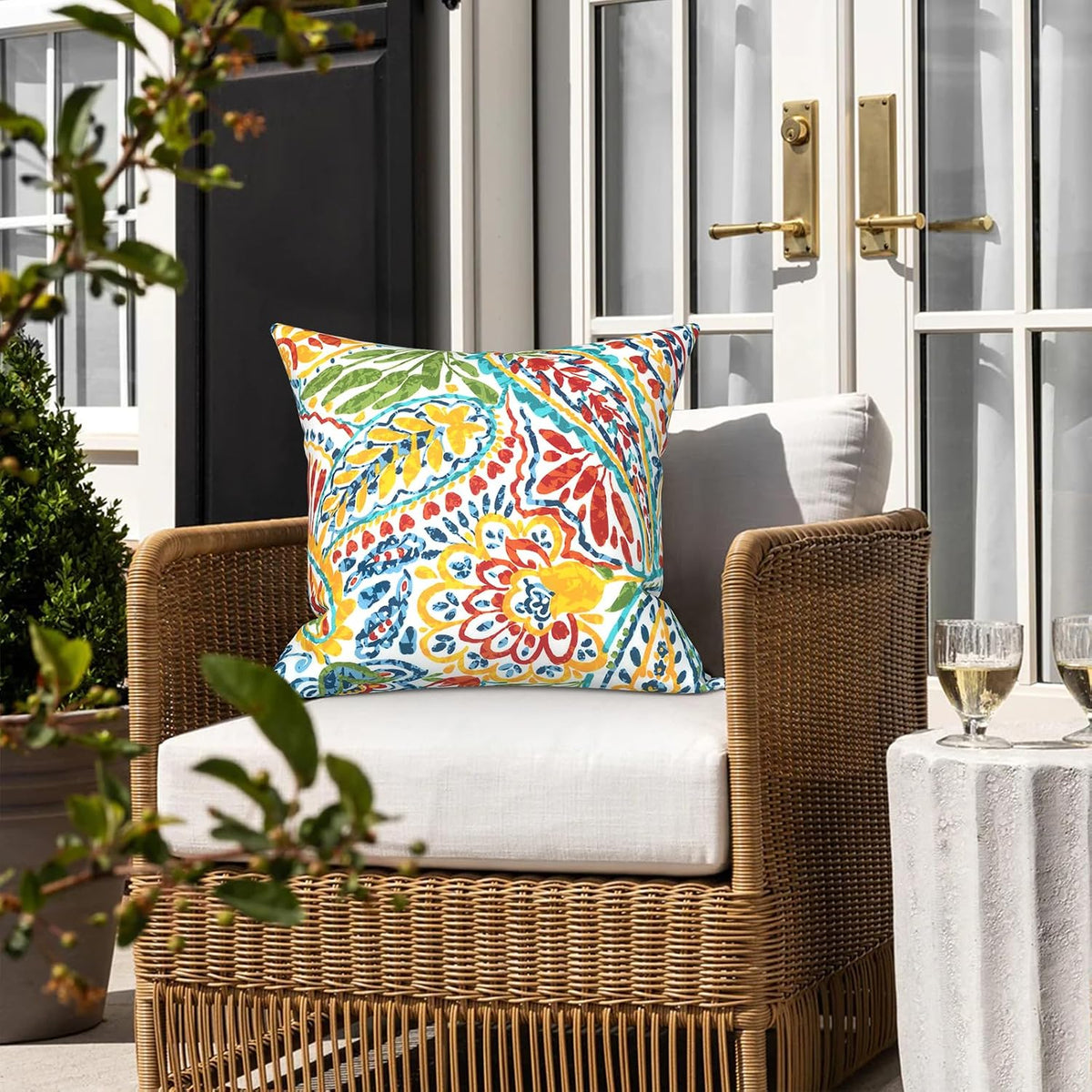 Set of 2 Paisley Square Outdoor Throw Pillows 18×18"